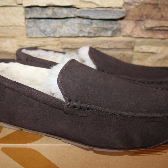 UGG KOOLABURRA MEN'S SUEDE FUR SLIPPERS BROWN - Picture 4 of 7